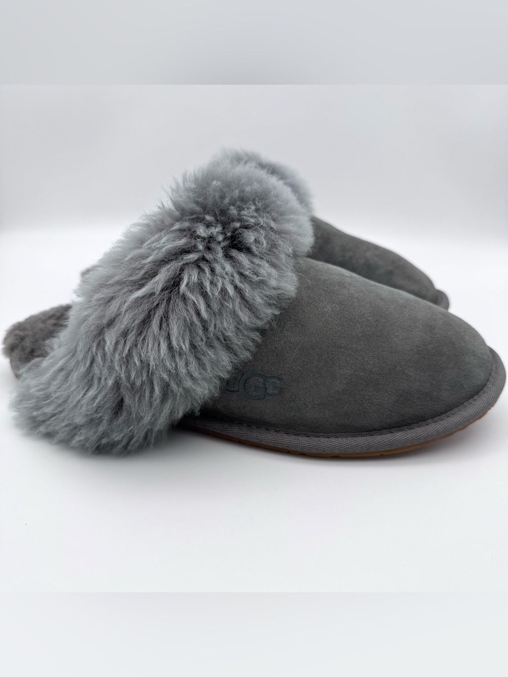 UGG Scuff Sis 1122750 Charcoal Suede UGGplush Slippers Women's Size 9